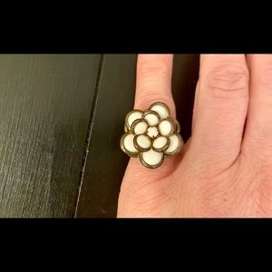 Fun little flower ring